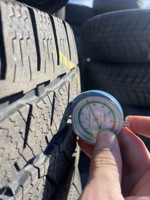 215/60/17C CONTINENTAL 4бр. с джанти VW 5x120 оригинал