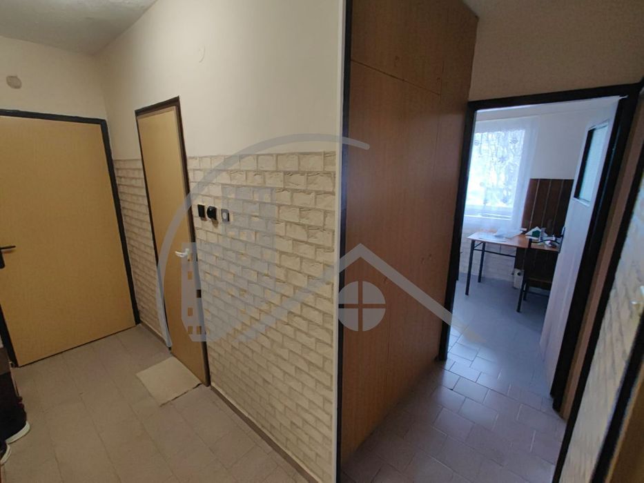 Продава се Двустаен апартамент в Варна, Трошево - 64 кв.м за 1052 €/кв.м - Снимка #4