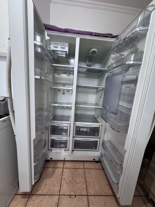 Продам холодильник LG