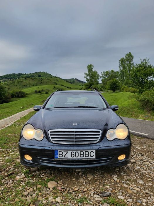 Mercedes-Benz C class w203 c200 break 2.2 diesel