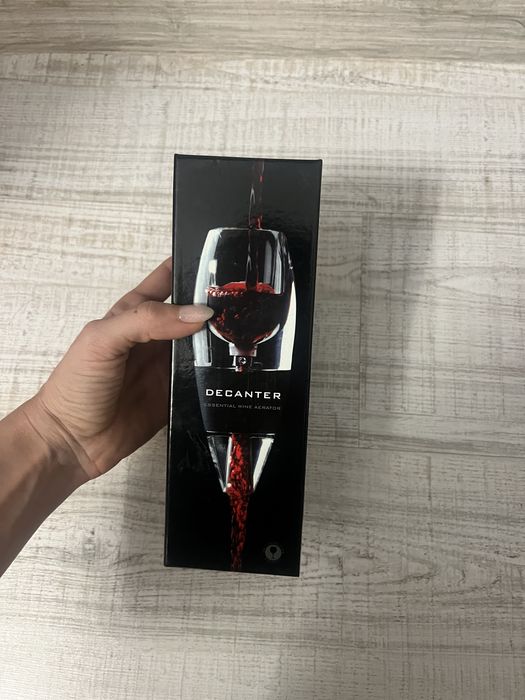 Компактен Аератор за вино