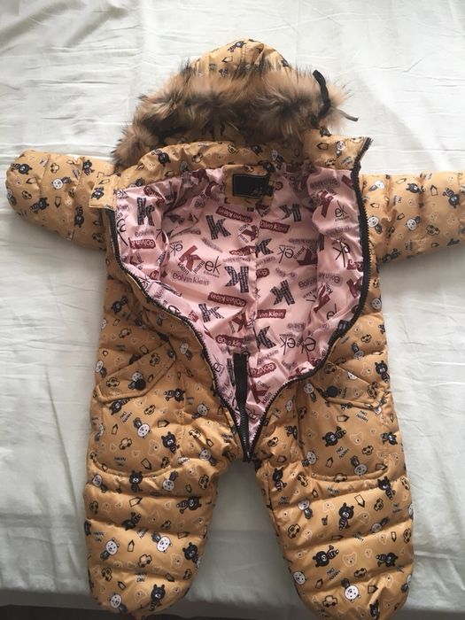 Продам пуховик на ребёнка