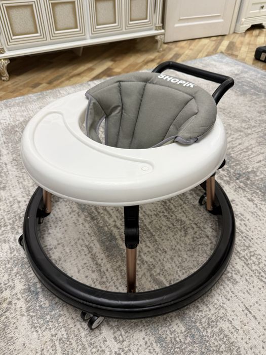 Ходунок для ребенка