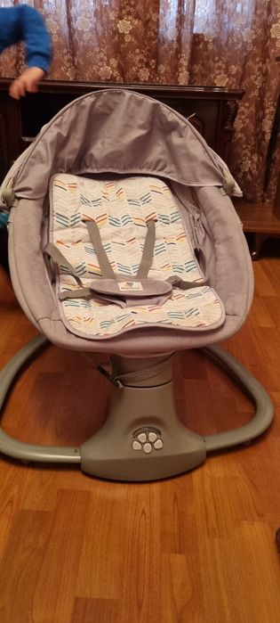 Продаётся детский шезлонги для укачивания