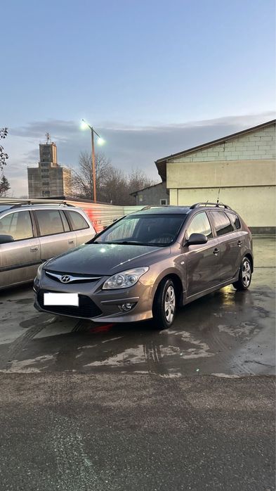 Hyndai i30 cw an 2012