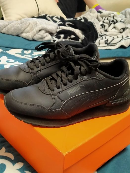 детские кроссовки