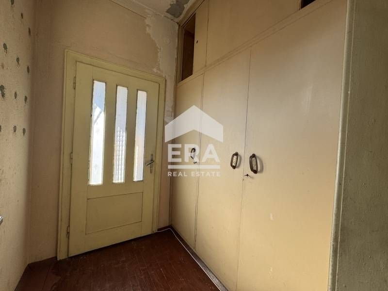 Продава се Етаж от къща в Силистра, Център - 138 кв.м за 473 €/кв.м - Снимка #9