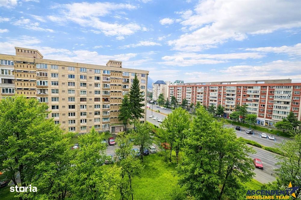 Lumina, Spatiu,Terasa, balcon: Apartament cu Potential in Centru Civic