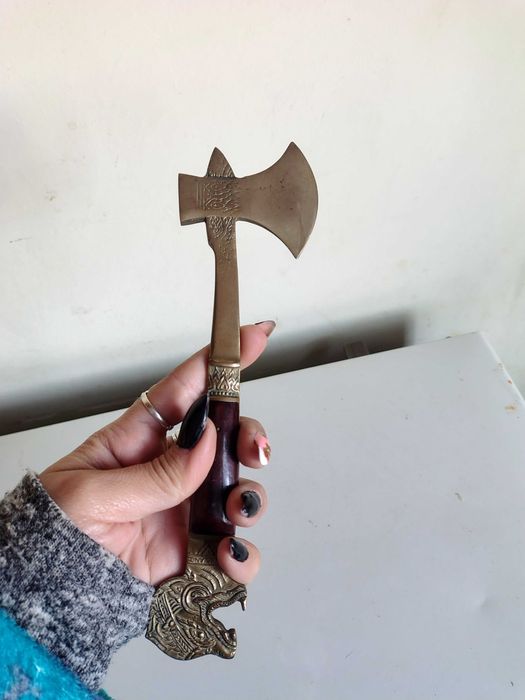 Страхотна Брадва,Отварачка,Шило За Лед