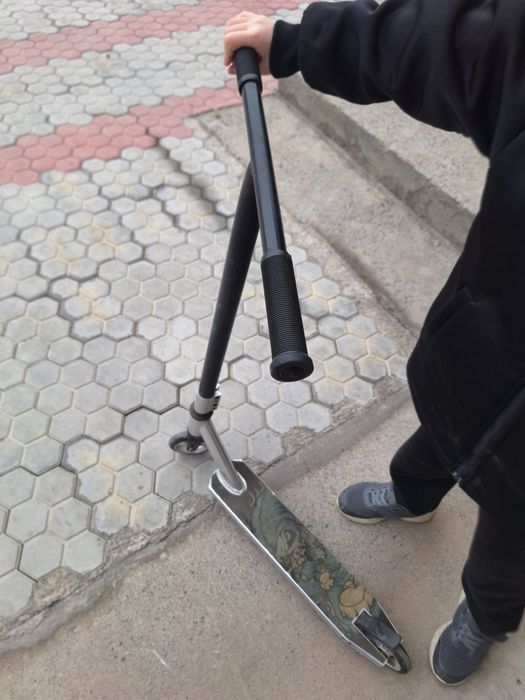 Продам трюковой самокат