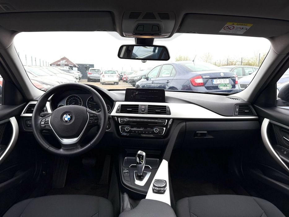 Vand Bmw Seria 3 2016 automat