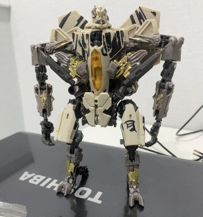 Transformers studio series SS-21 Starcream Hasbro takara tomy оригинал
