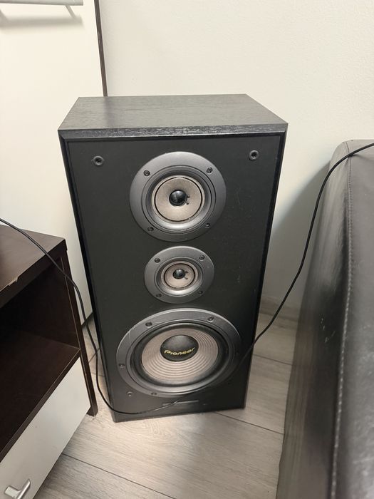Тонколони Pioneer