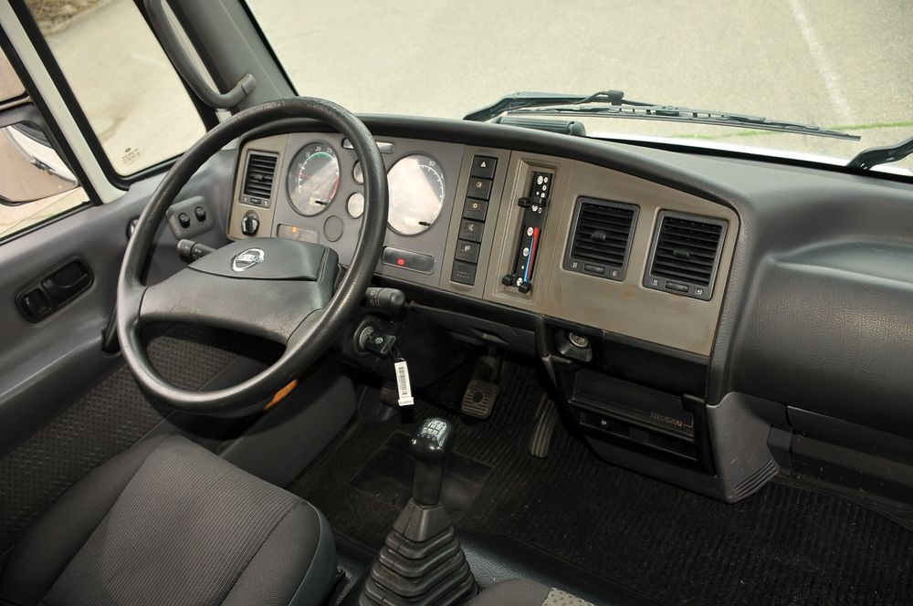 Nissan Atleon 35.15 !! 2013 !! E5 !! AC !! Impecabila !!