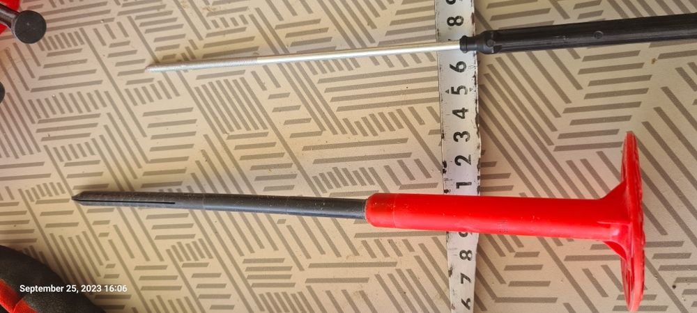 Diblu termosistem Baumit cu cui metalic