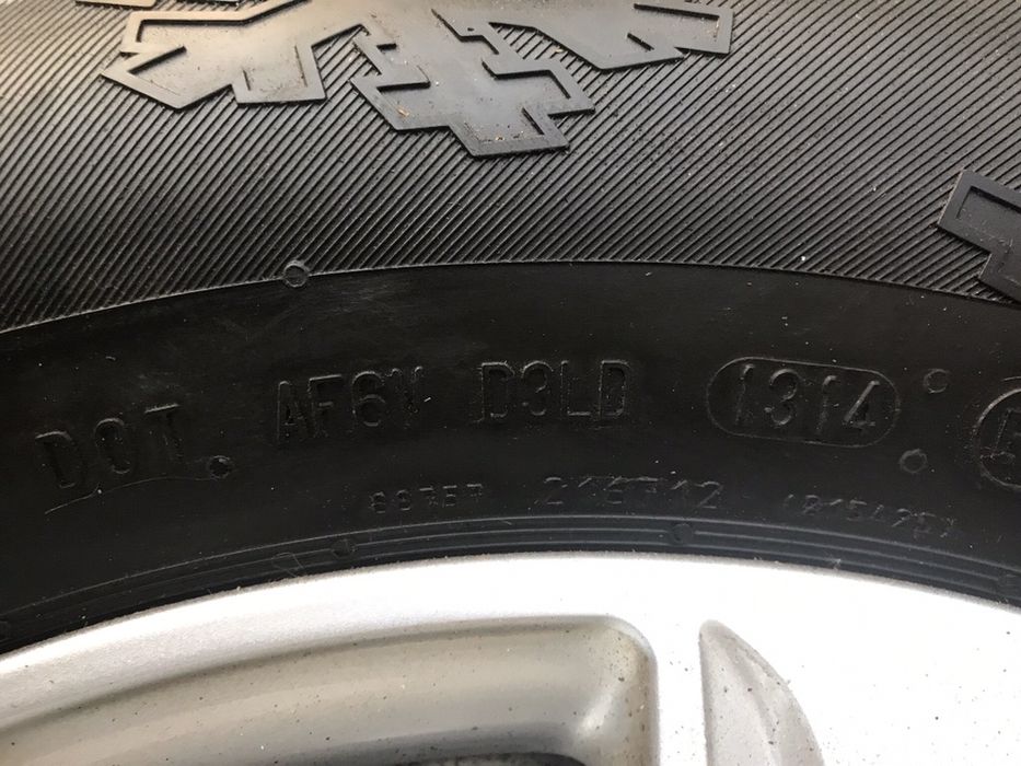 Roti iarna 215/65/16 originale AUDI Q3 DOT 2014