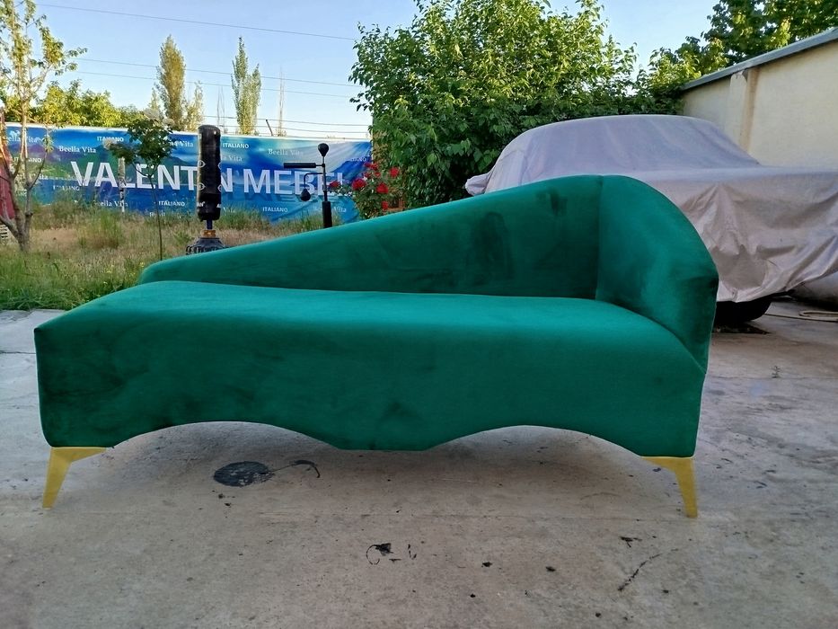 Диван Софа являет собой неповторимое изящество, благодаря которому люб