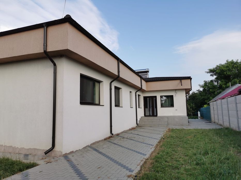 Casă  în Lacu Sarat