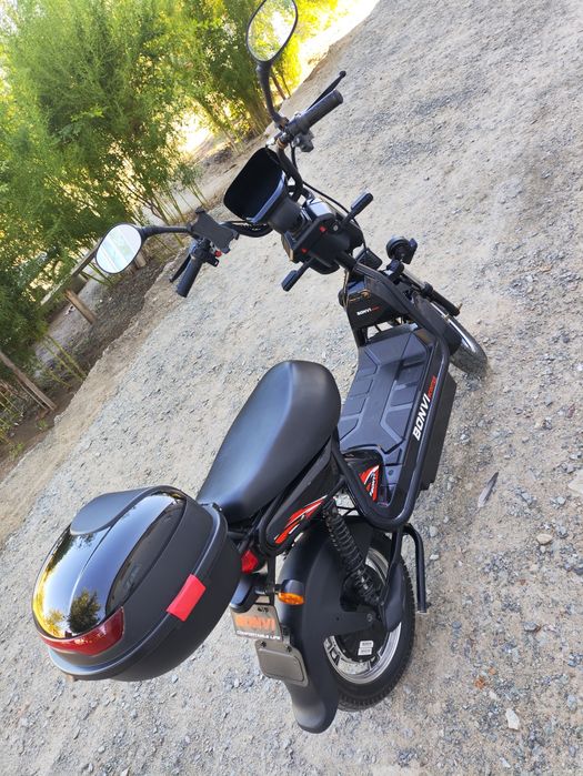 Скутер продается