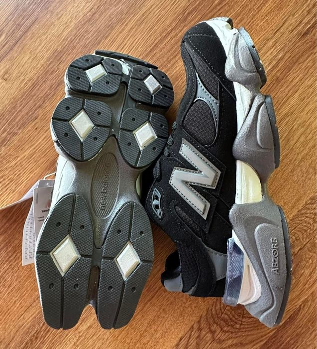 Мъжки маратонки New Balance 9060 черни със сиво