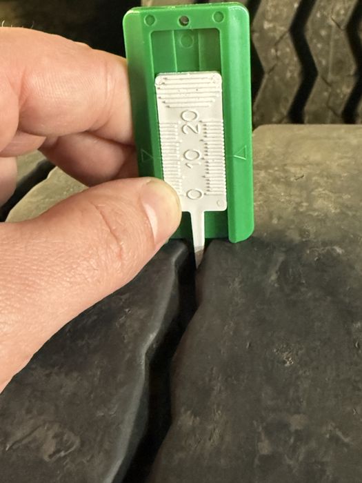 Anvelope camion mega 445/45r19,5 Continental 11mm