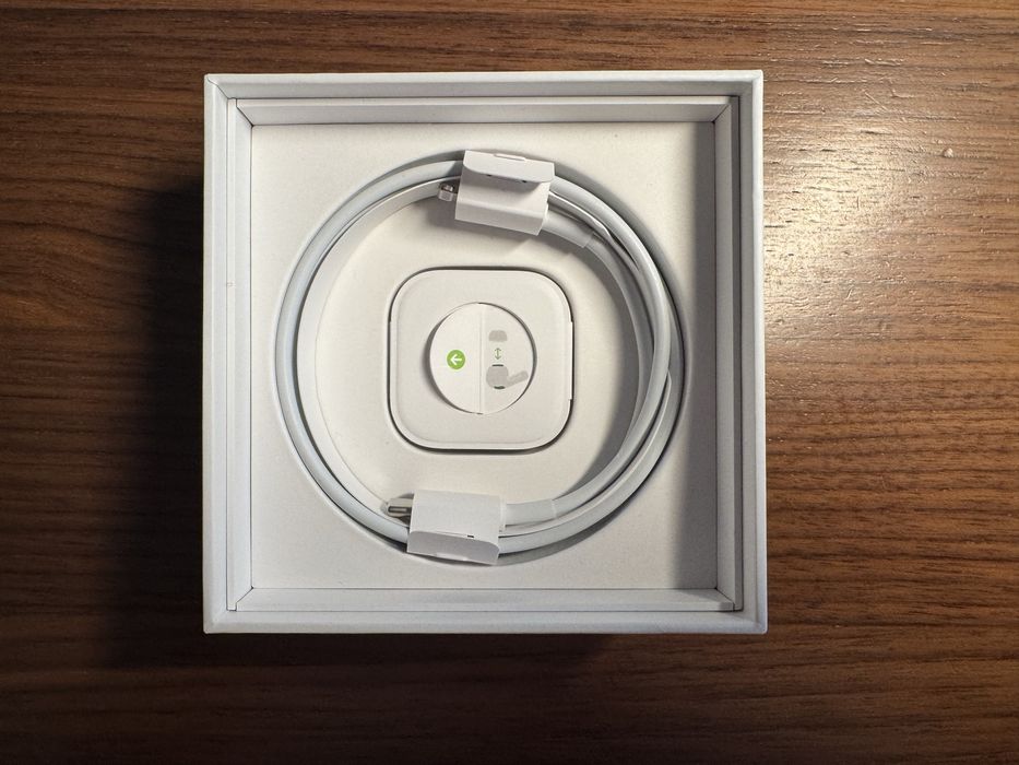 AirPods Pro cu MagSafe Charging Case