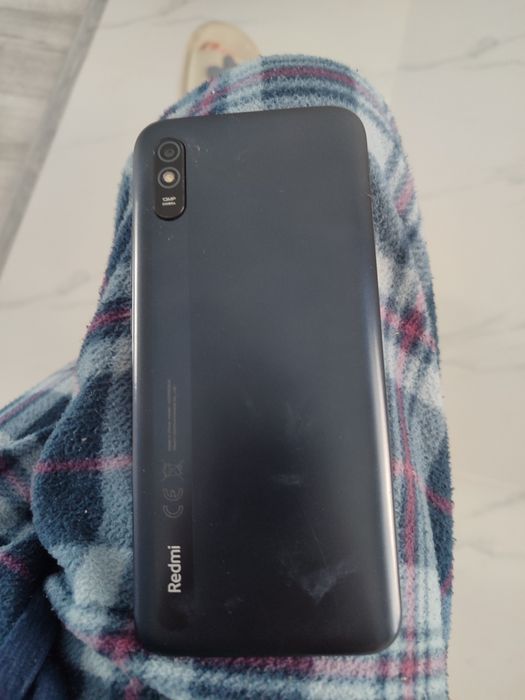 Продам телефон Редми 9а