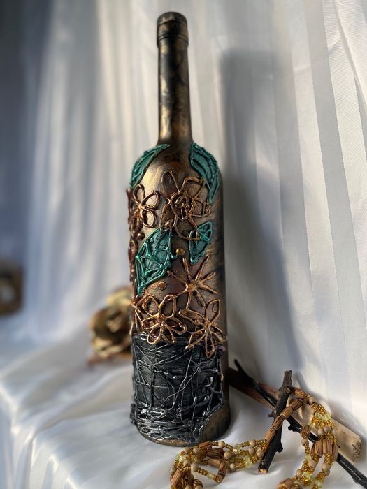 Ръчно рисувани бутилки