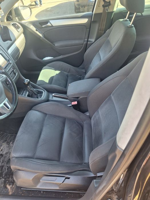 VOLKSWAGEN Golf 2012 — imagine 2