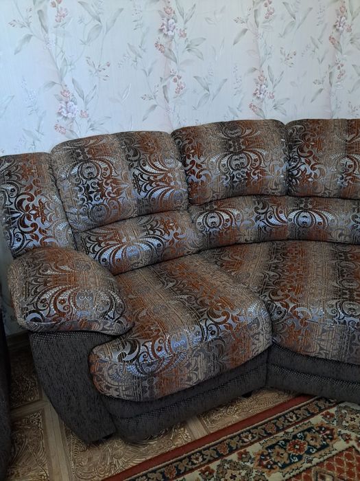 Продам угловой диван Беларусь