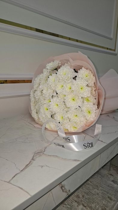 Нежные букет из хризантем