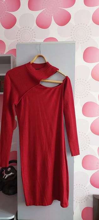 Новое платье темнобордового цвета 46 разм.