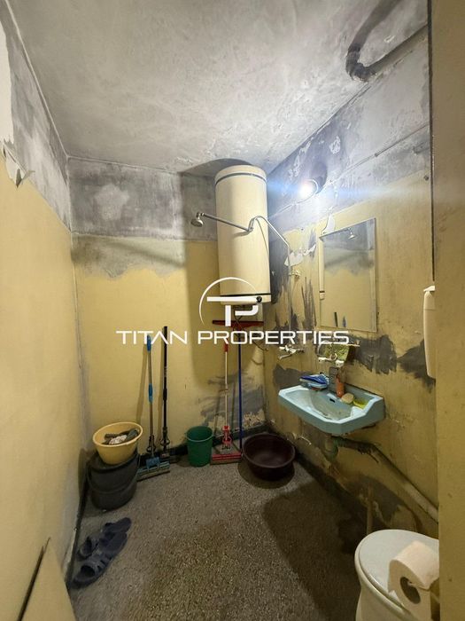 Продава се Двустаен апартамент в Пловдив, Изгрев - 44 кв.м за 1250 €/кв.м - Снимка #5