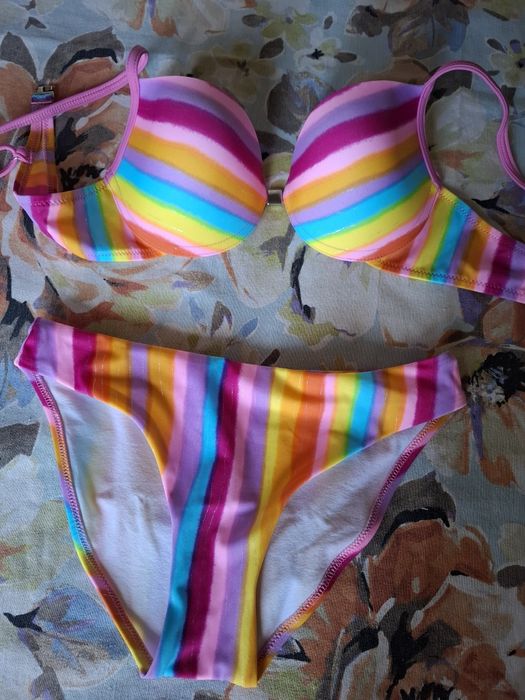 Уникален бански,чисто нов