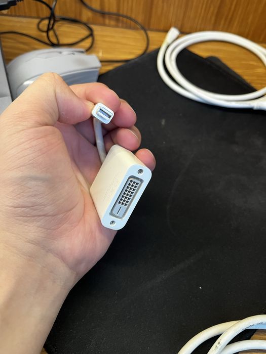 Провода для MacBook