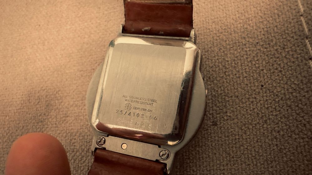 Junghans Mega aspect ireprosabil,curea originala si catarama originala