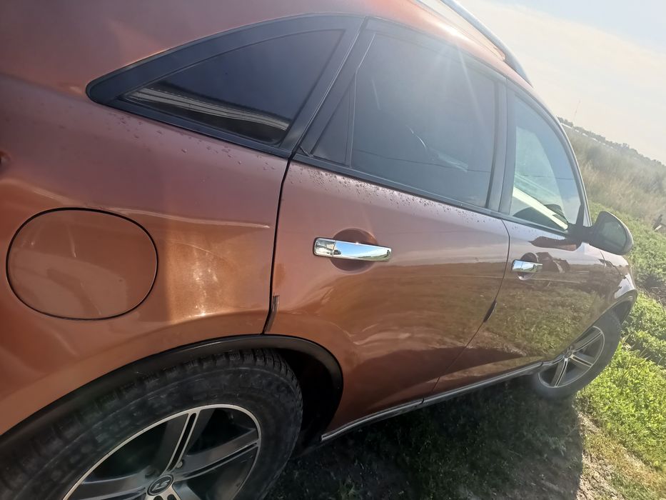 Продам машину Инфинити