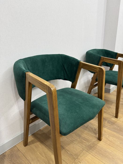 4 стула для гостинной