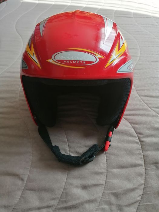 Каска за ски и сноуборд с размер М58 на марката-MEVIDA HELMETS
