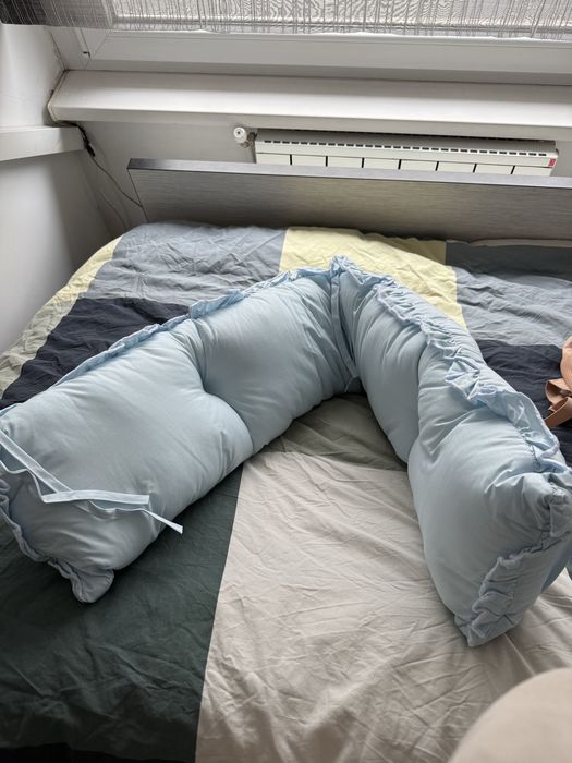 Светло син обиколник за кошара