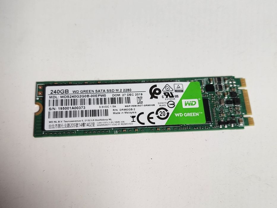 mini pc Asus PN60 Intel I3-8130U 8GB DDR4 256 GB SSD