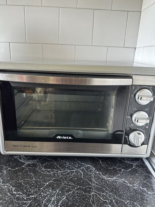 Cuptor electric ariete 300