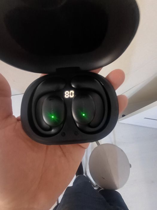 Продам наушники продам