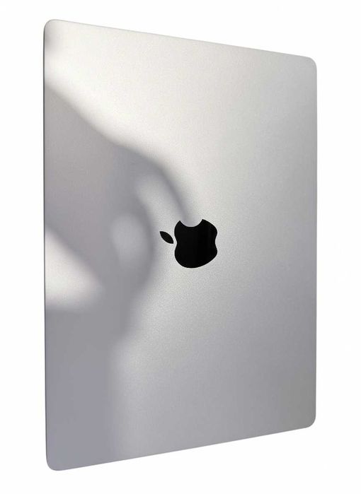 MacBook Pro M3 14" 8GB 512GB, гаранция