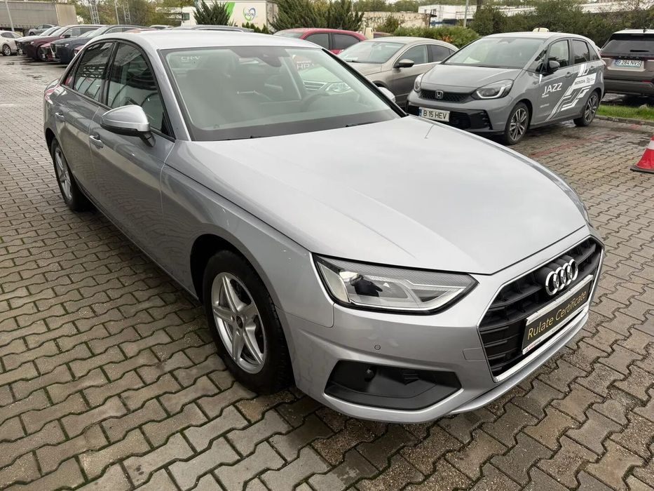 AUDI A4 2021 — imagine 4