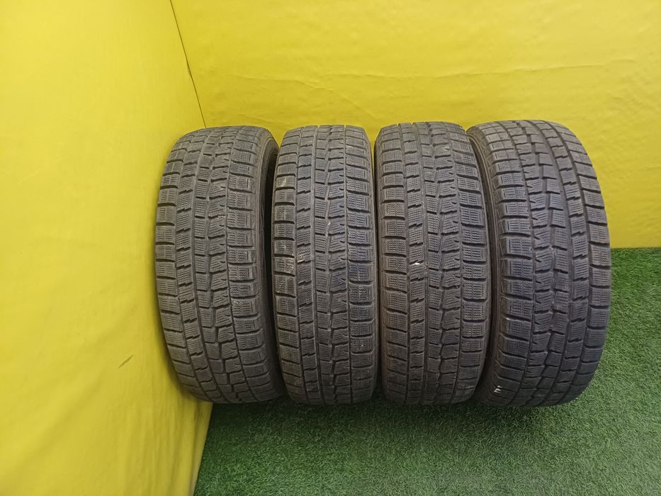 Шины 215 60 R17 DUNLOP комплект