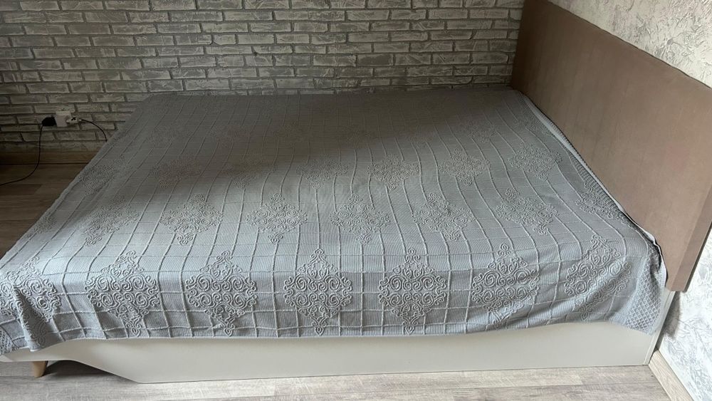Продам кровать двухместный