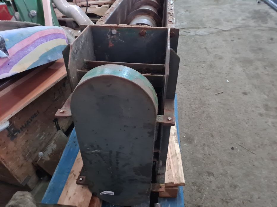 шнек дължина 6200мм.4kw