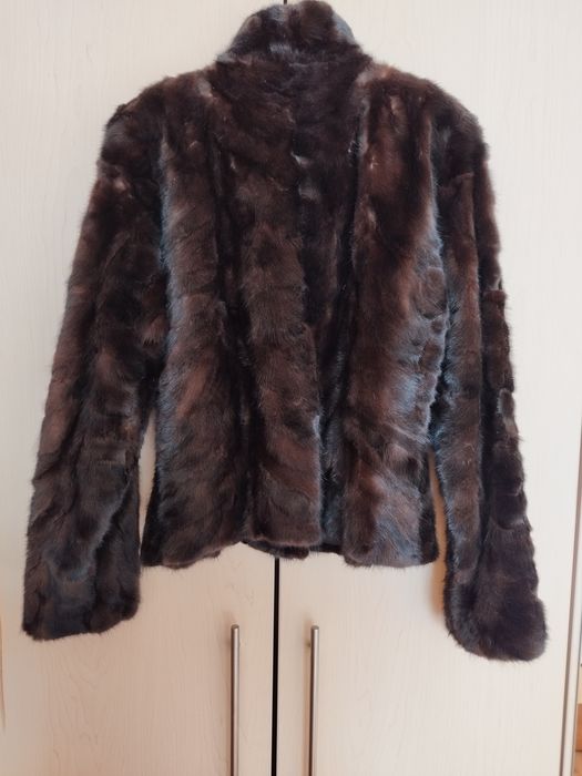 Късо палто от норка.