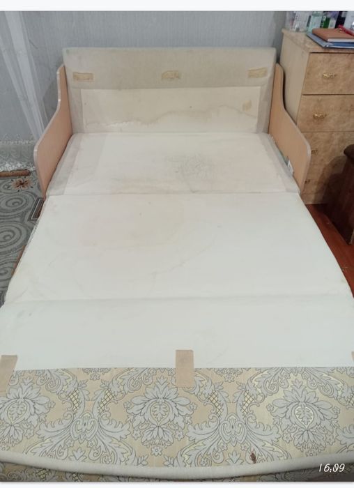 Продам небольшой диван